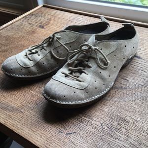 Merrill leather slip-on size 9.5